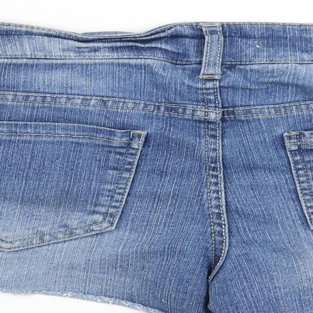 FOREVER 21 Womens Blue Cut-Off Shorts