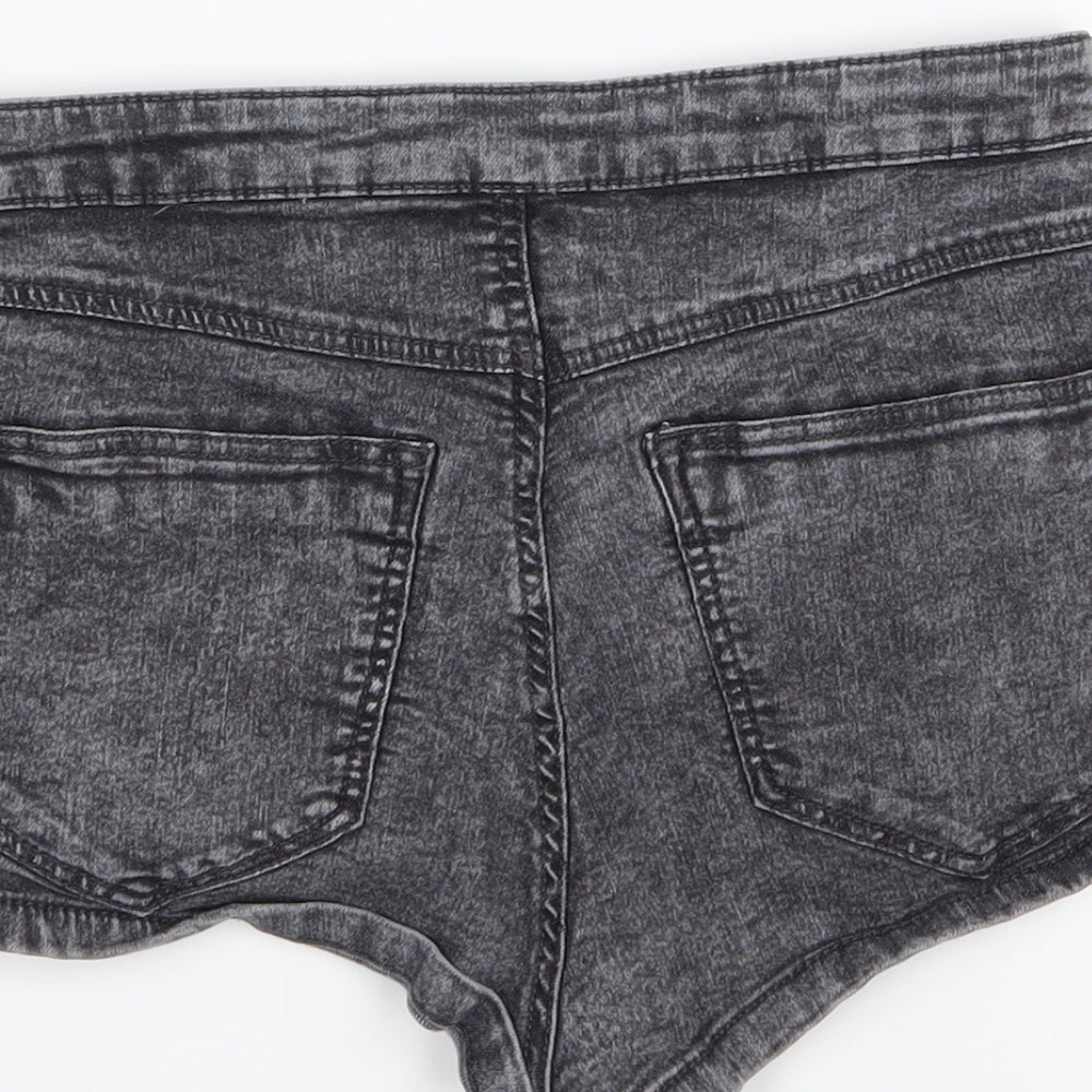 Divided by H&M Womens Grey Denim Hot Pants Shorts Size 8