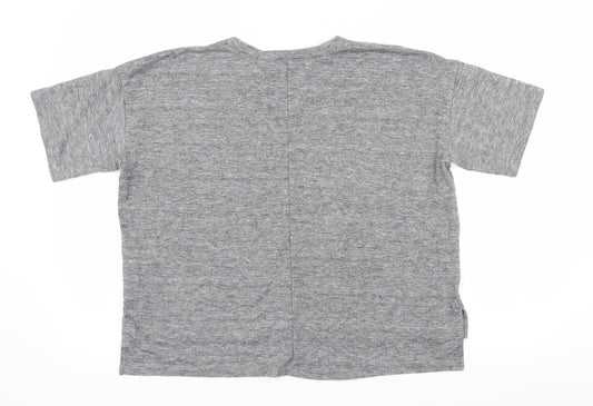 Back view of Forever 21 women’s grey jersey basic t-shirt, size M