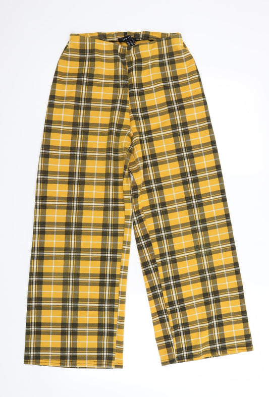 Additional front view of New Look women’s white check capri trousers, size UK 8, 25-inch leg