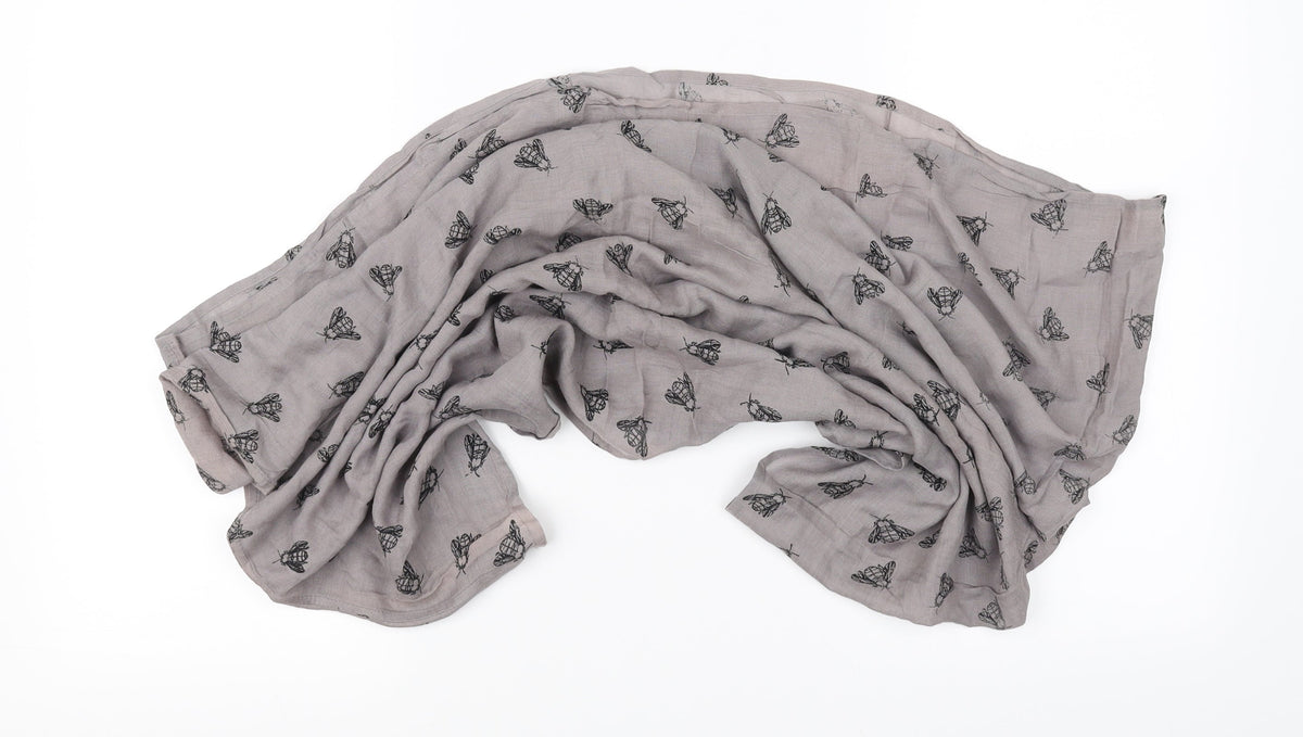 Additional front view of Dorothy Perkins Grey Shawl/Wrap