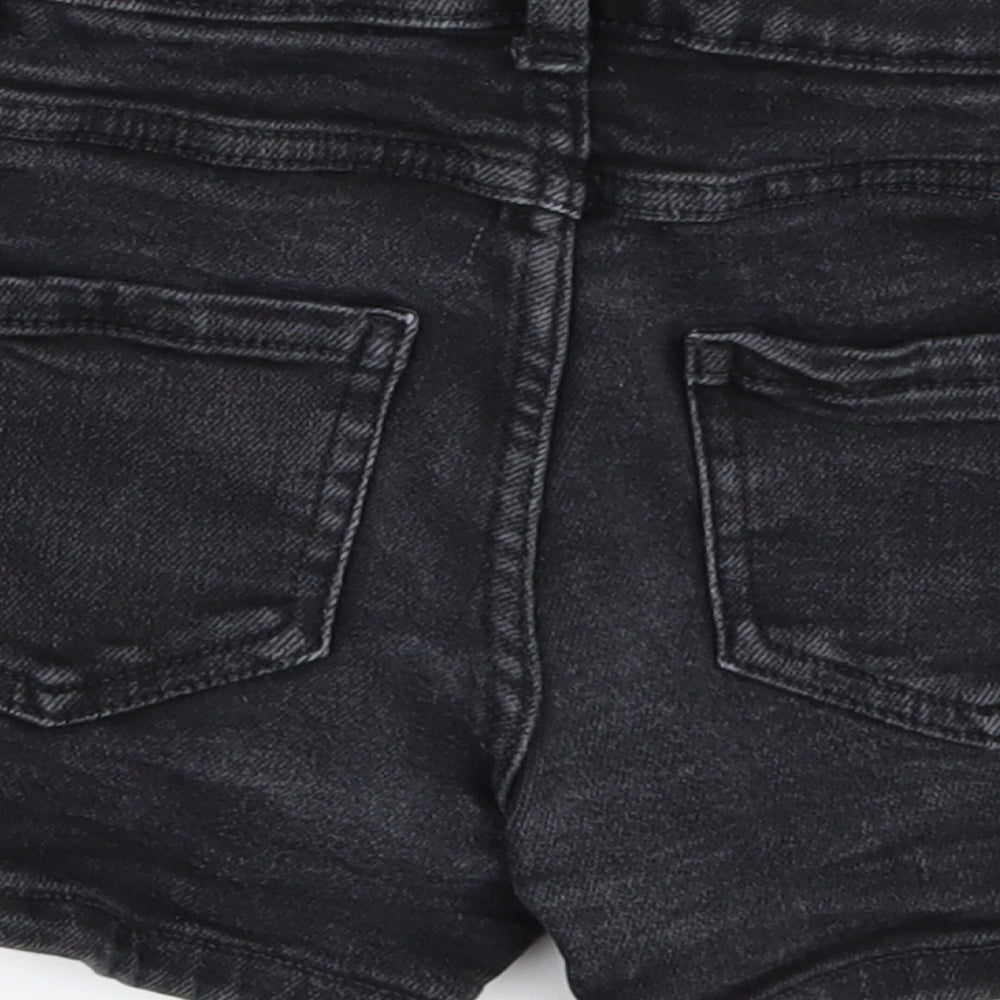 New Look Girls Black Damask Cut-Off Shorts Size 10 Years