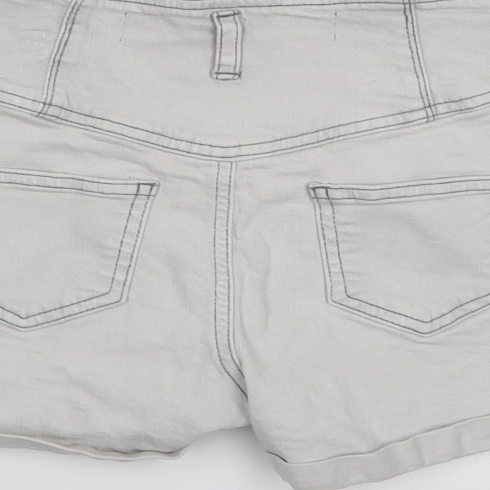 Bullhead Denim Co. Girls Grey Denim Cut-Off Shorts Size 10-11 Years