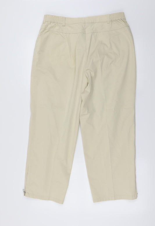 Preworn Womens Ivory Trousers Size 32 in L32 in