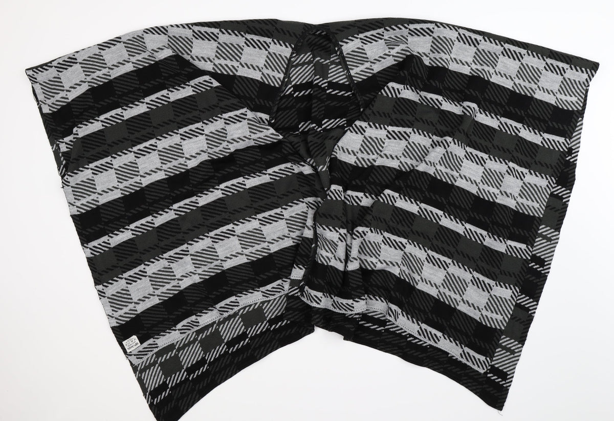Preworn Womens Grey Check Knit Shawl/Wrap - reversible