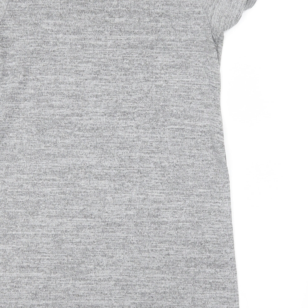 Womens UK Size S dolls Grey Basic T-Shirt