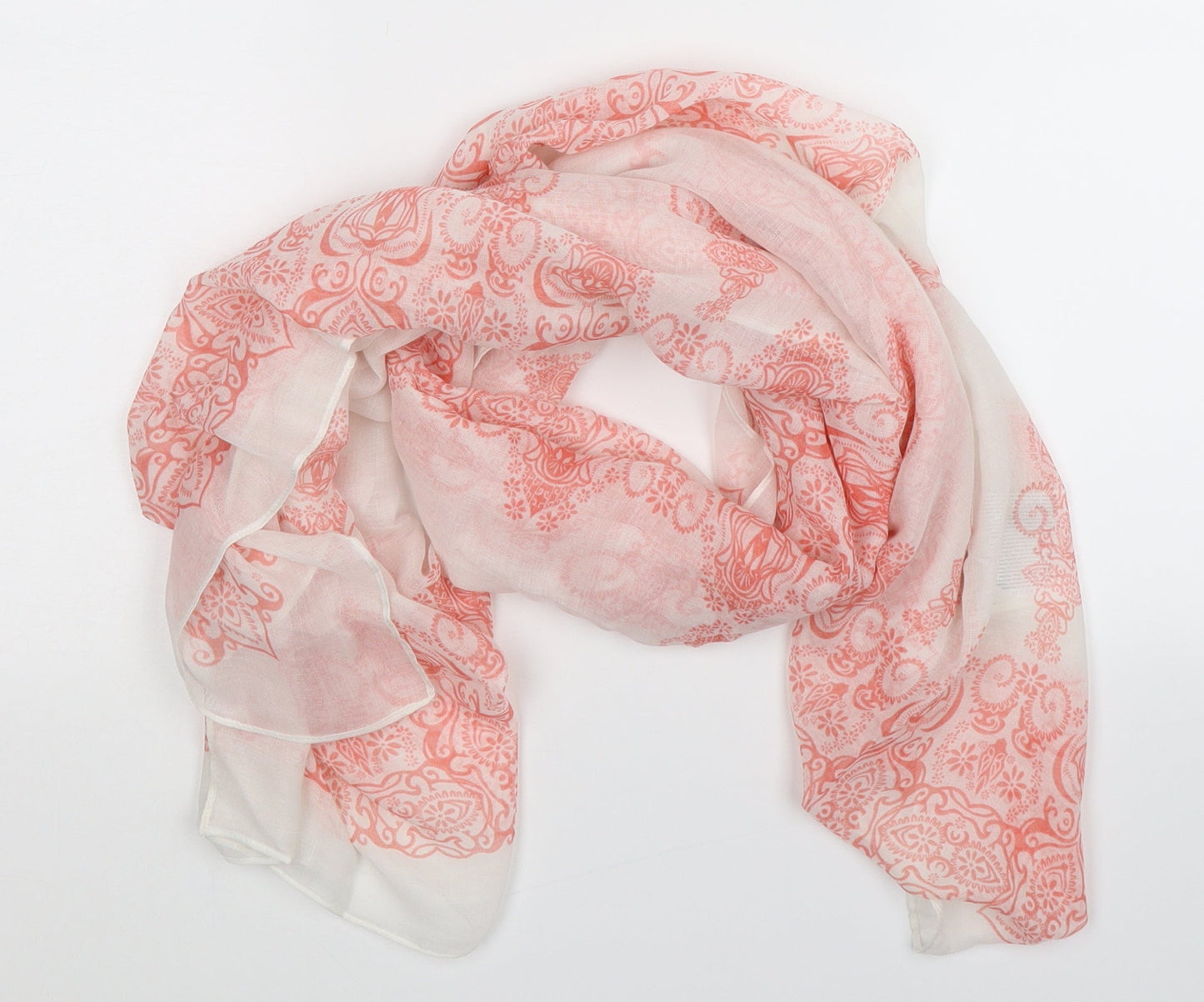 Avon Womens White Knit Scarf