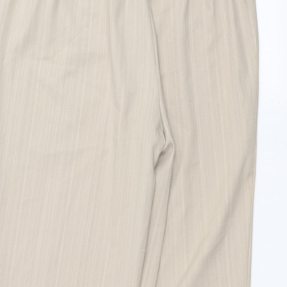 Womens UK Size 18 BM Regular Fit White Trousers