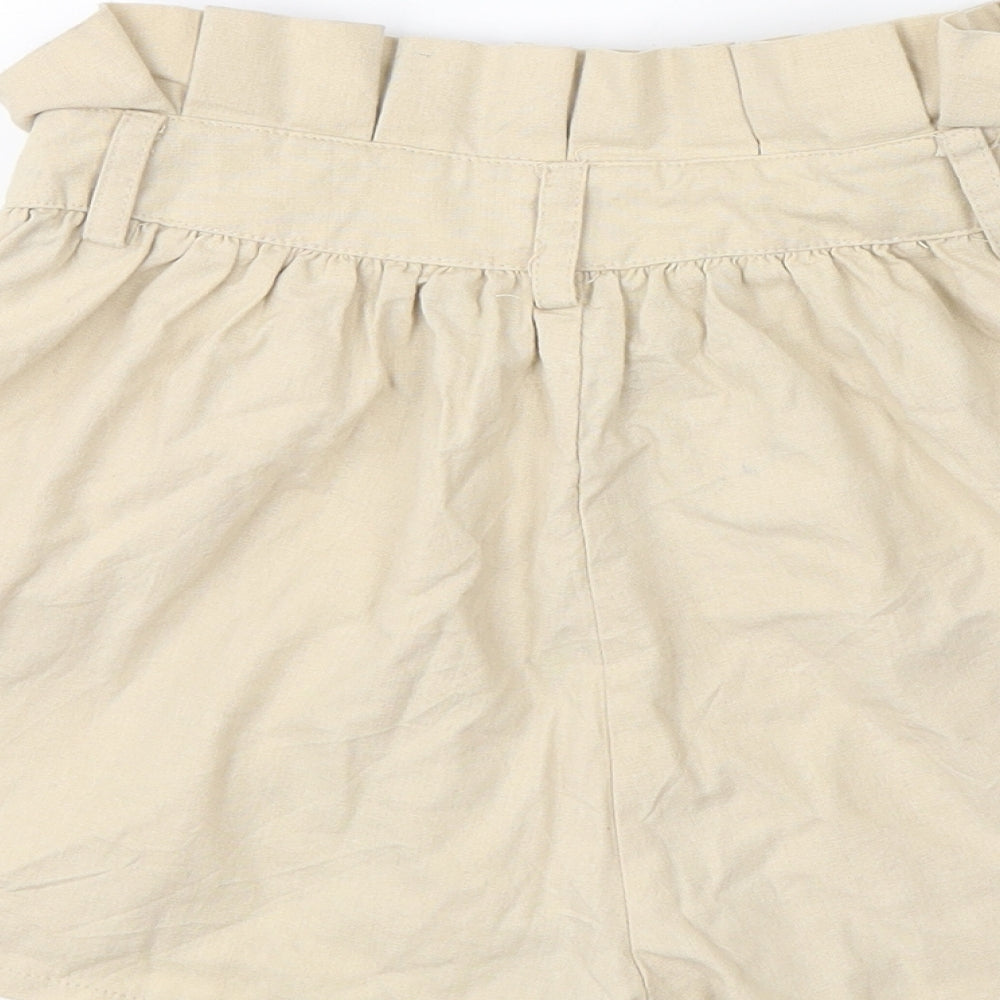 PRETTYLITTLETHING Womens Beige   Chino Shorts Size 6