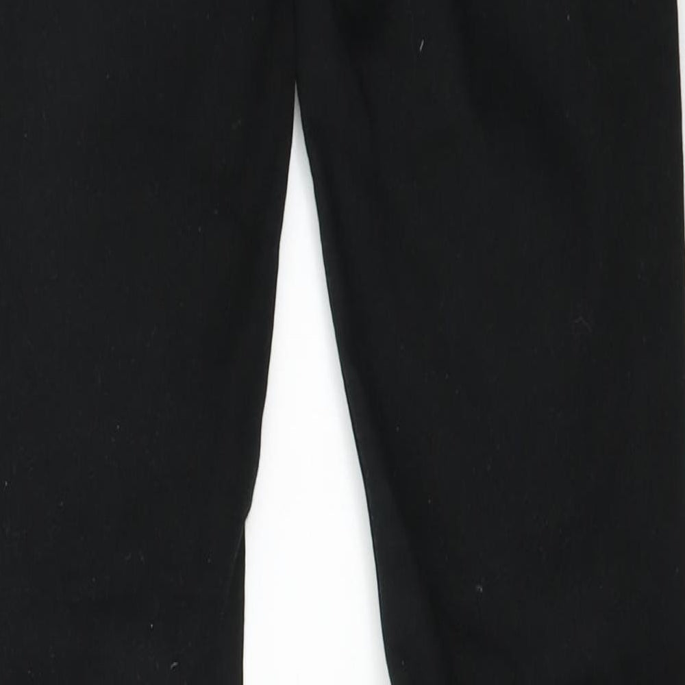 Brand and care label for New Look women’s black skinny jeans, size UK 8, 28-inch leg