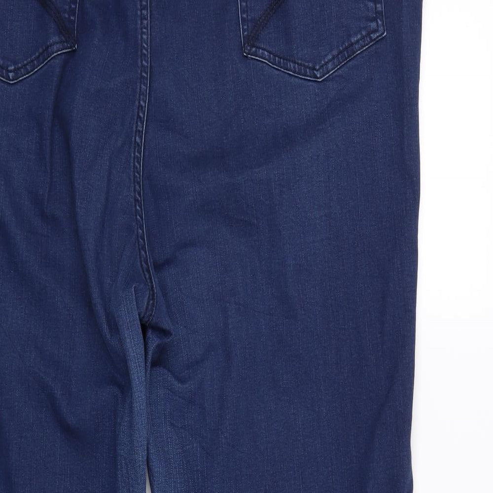 Classic Womens Blue  Denim Capri Jeans Size 40 in L23 in