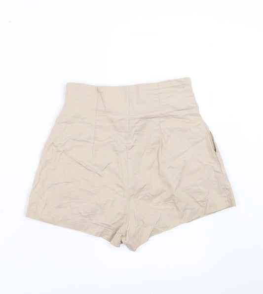 Divided by H&M Womens Beige   Hot Pants Shorts Size 6