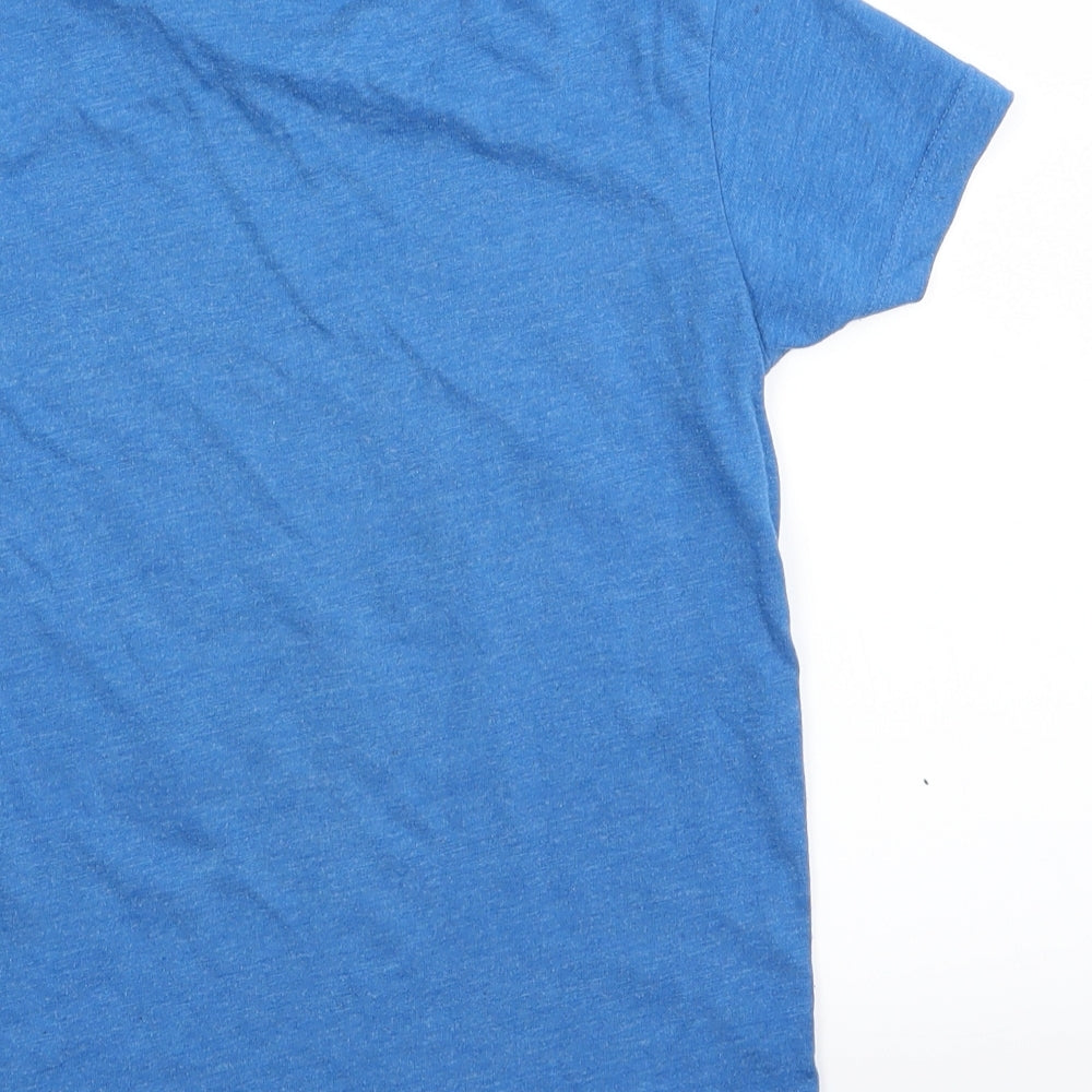 Brand and care label for urban dept boys’ blue basic t-shirt, size 7, years