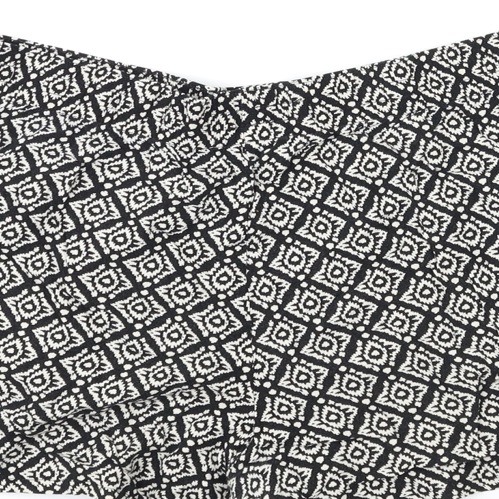Papaya Womens Black Geometric  Bermuda Shorts Size 12