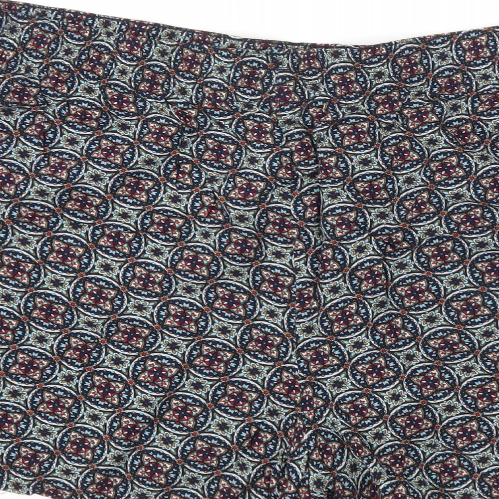 Brand and care label for Papaya women’s blue floral cut-off shorts, size UK 18, - stretch waistband
