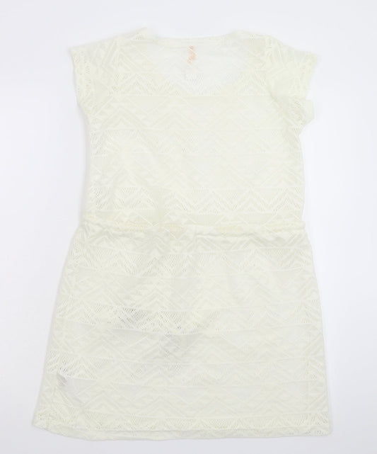 Ocean Club Womens White Mini Size 8