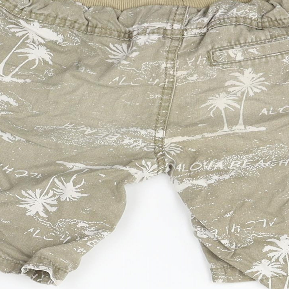 Knot so bad Boys Beige Chino Shorts Size 7-8 Years