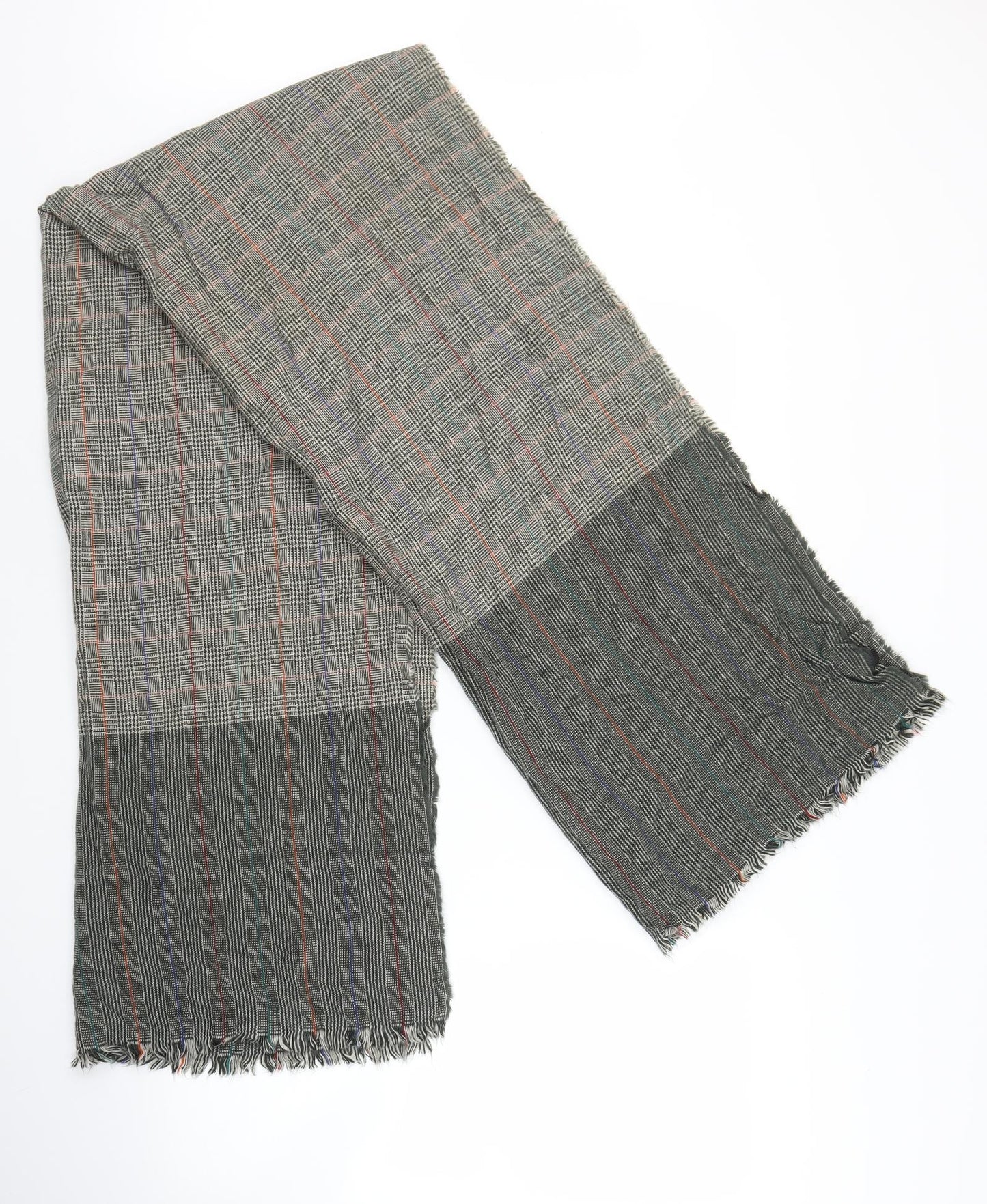 Preworn Womens Grey Plaid Scarf
