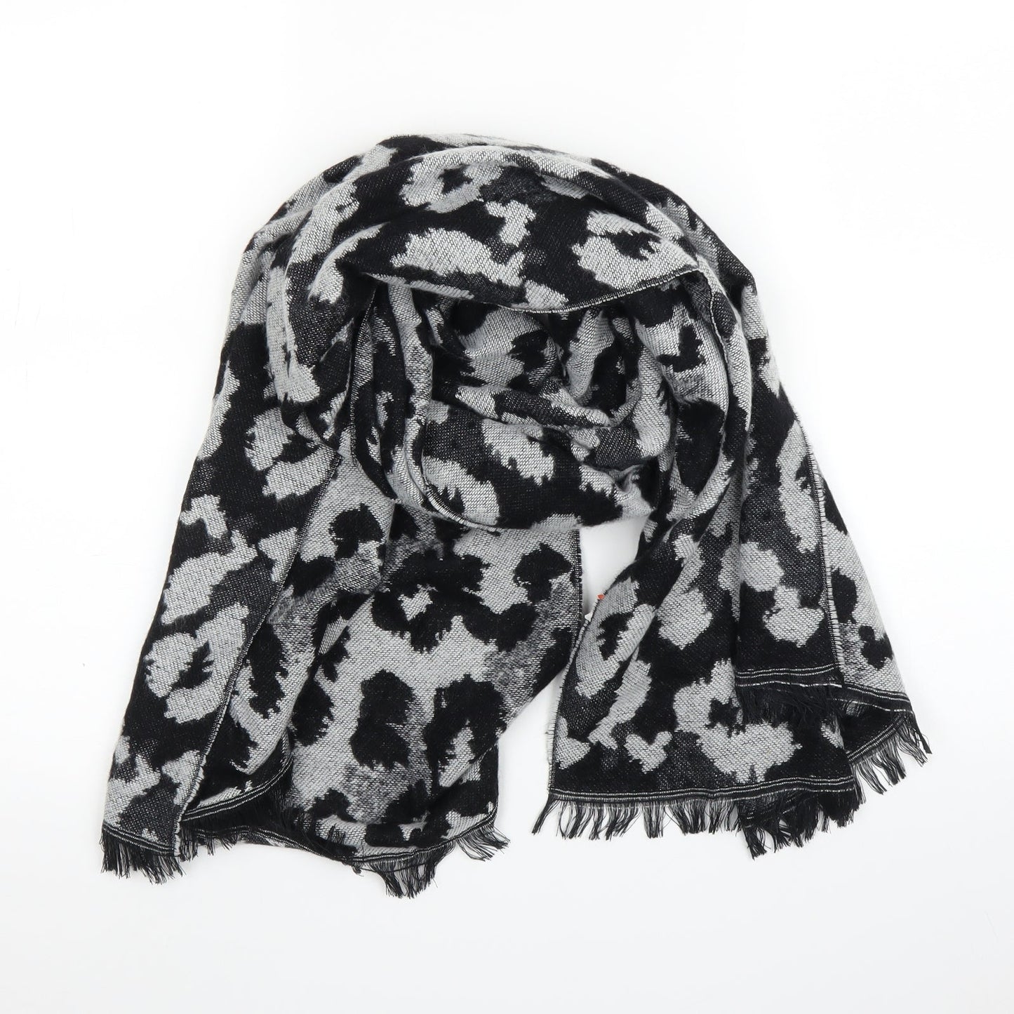 Additional front view of Preworn unisex grey animal print shawl/wrap - leopard print
