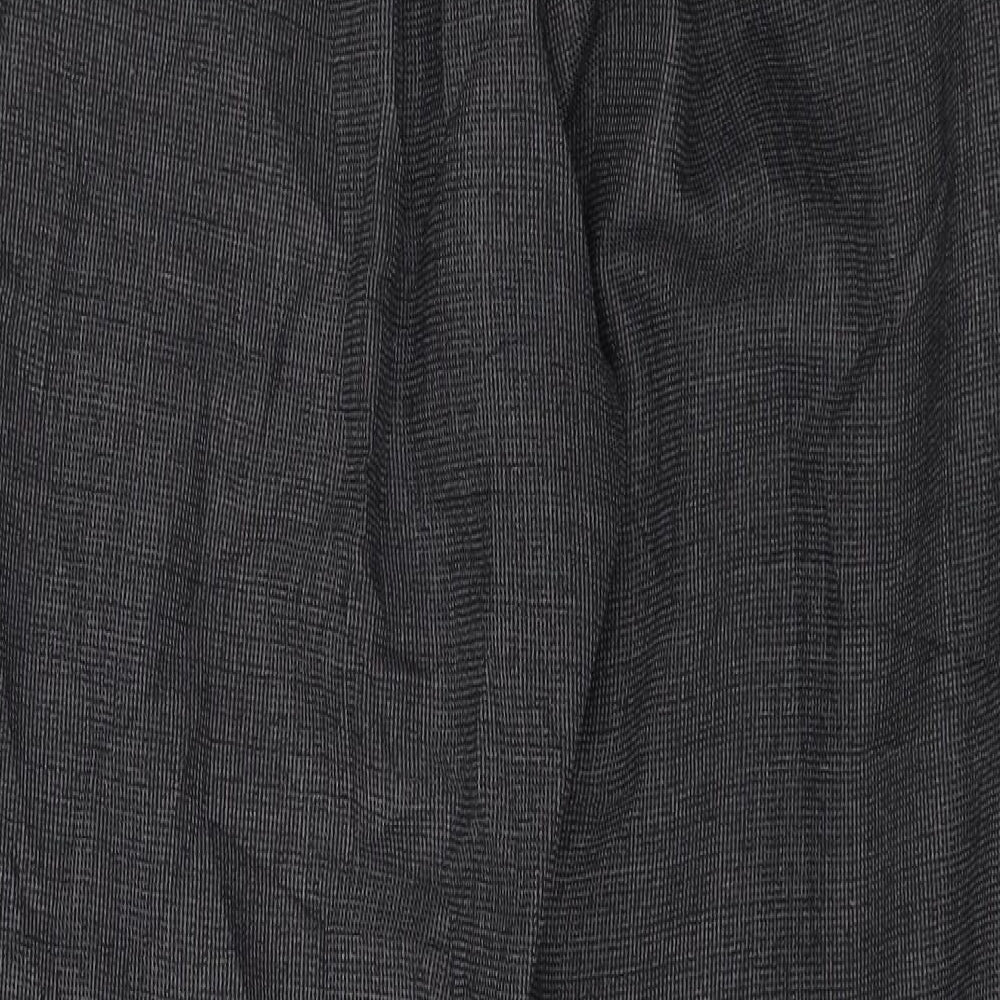 Womens UK Size 28 in Preworn Regular Fit Green Trousers