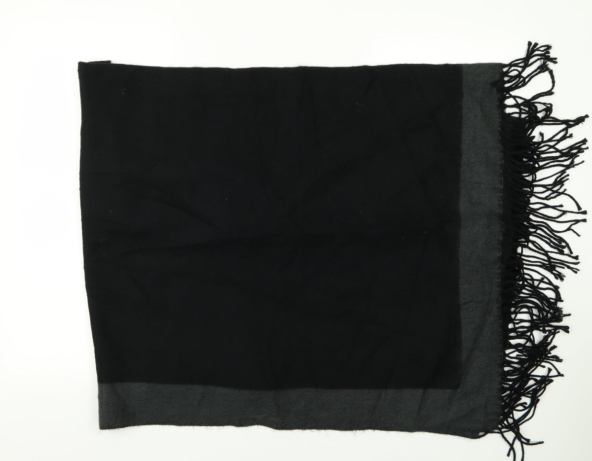Preworn Womens Grey Scarf