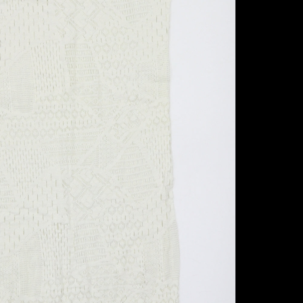 Womens UK Size 12 Ocean club Ivory Basic T-Shirt