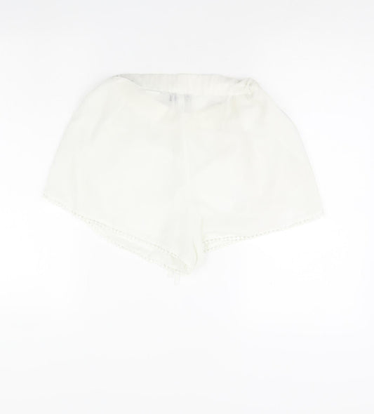 Boohoo Womens White   Bermuda Shorts Size M
