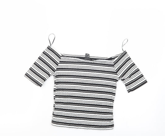 Womens UK Size 10 Atmosphere Black Cropped T-Shirt