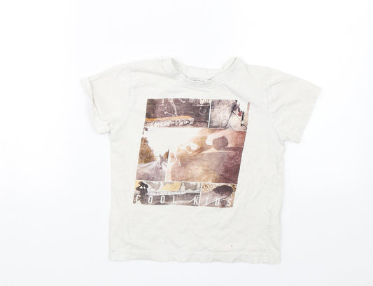 Primark Boys White Basic T-Shirt Size 4-5 Years