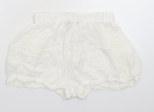 Nasty Gal Womens White   Hot Pants Shorts Size 4
