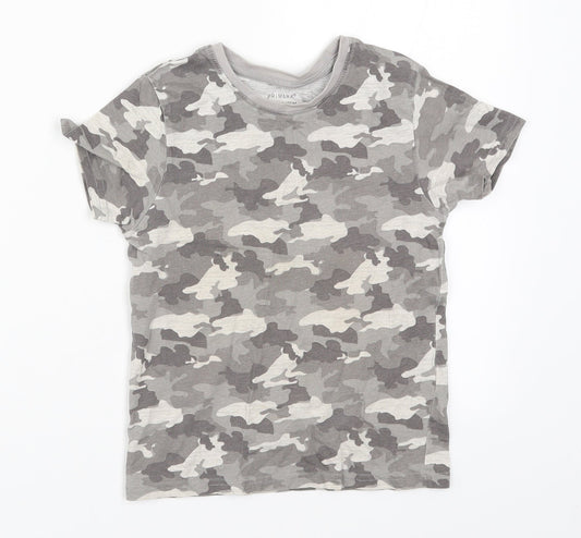 Primark Boys Grey Camouflage Basic T-Shirt Size 4-5 Years