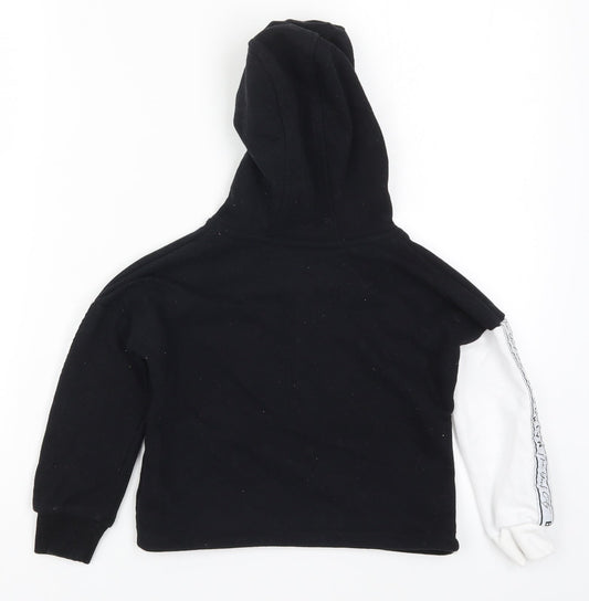 H&M Girls Black Colourblock Pullover Hoodie Size 4-5 Years - Brooklyn New York