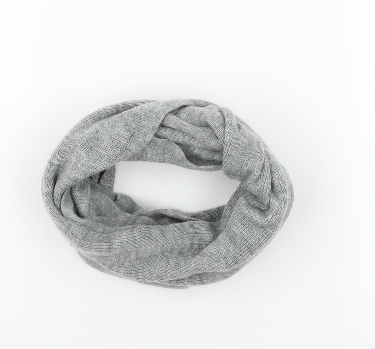 Preworn Womens Grey Knit Scarf