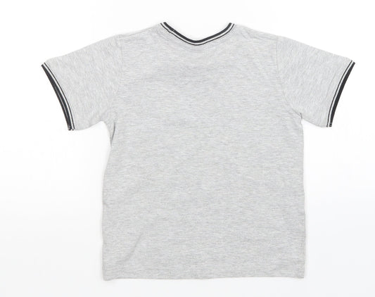 Matalan Boys Grey Basic T-Shirt Size 5 Years