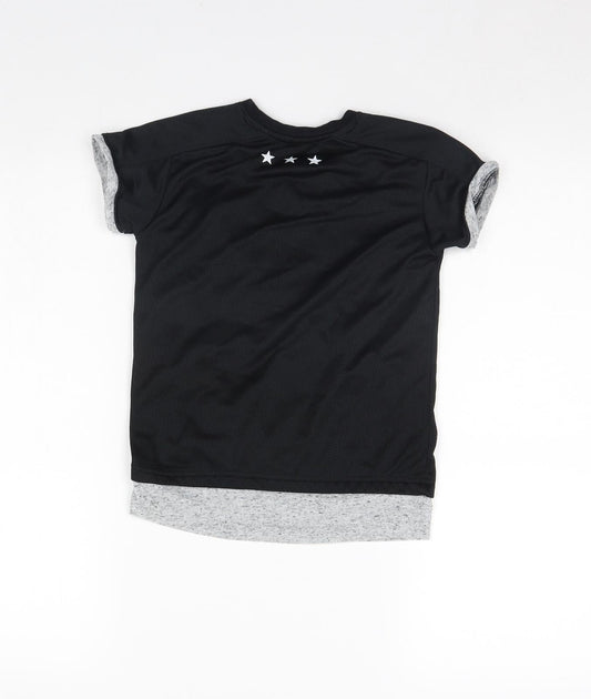 Primark Boys Black Basic T-Shirt Size 5 Years