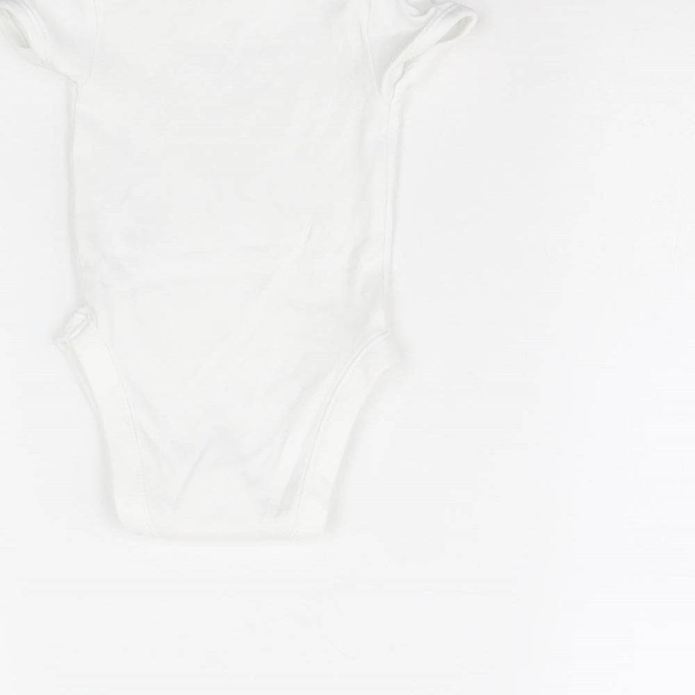George Baby White Babygrow One-Piece Size 3-6 Months - I am four months old