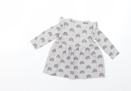 F&F Baby Grey Geometric Fit & Flare Size 0-3 Months