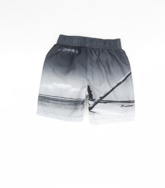 Urban outlaws Boys Multicoloured Sweat Shorts Size 6 Years - Beach
