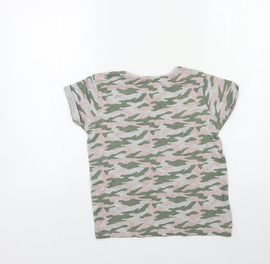 Primark Girls Green Camouflage Basic T-Shirt Size 10 Years