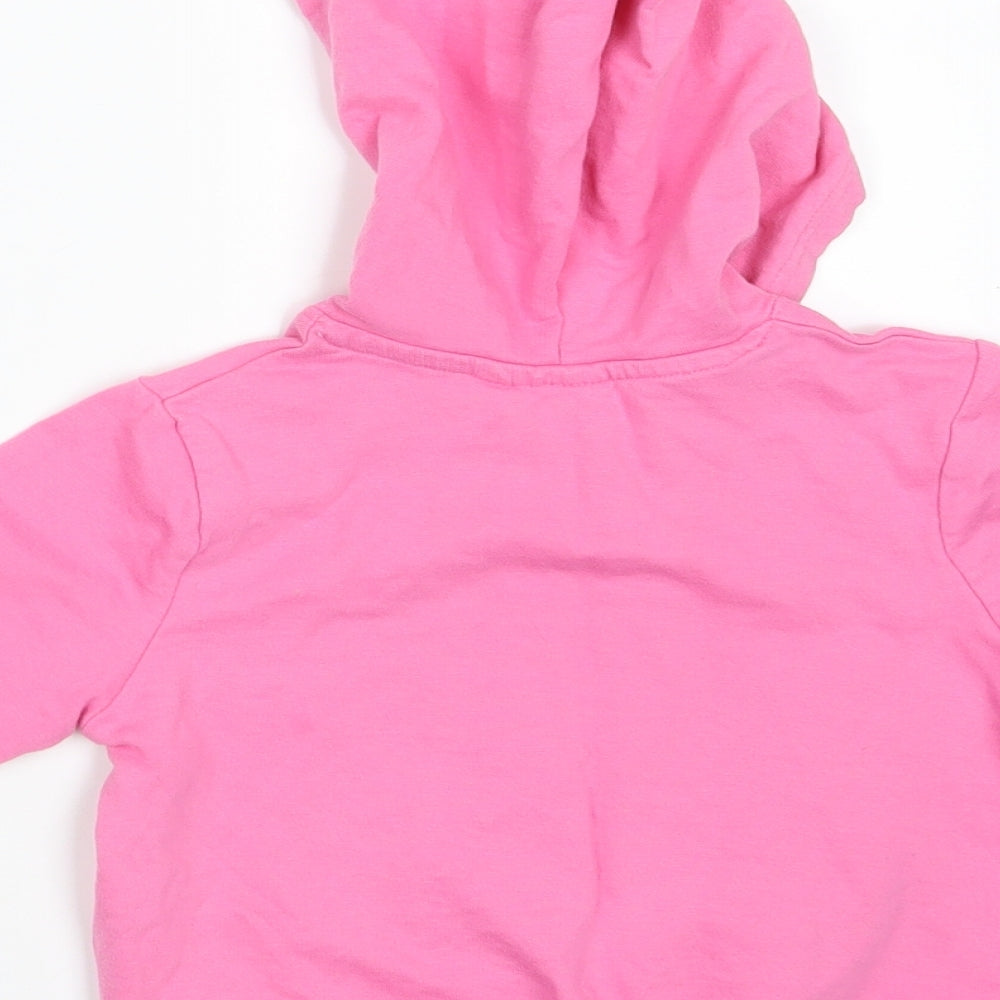 Brand and care label for Minnie Mouse girls’ pink pullover hoodie one size