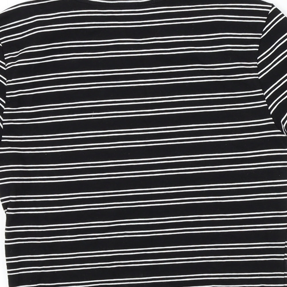 Brand and care label for New Look girls’ black striped basic t-shirt, size 10-11, years
