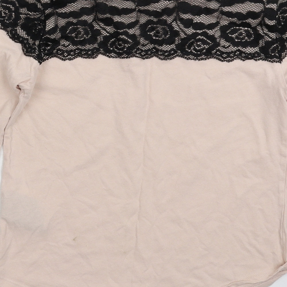 Brand and care label for H&M girls’ beige basic t-shirt, size 9-10, years