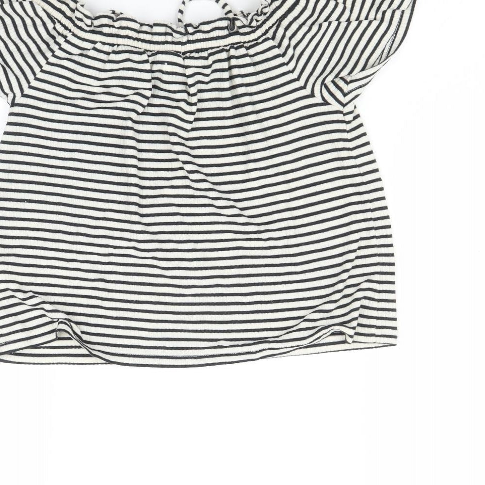 Brand and care label for Next girls’ multicoloured striped basic t-shirt, size 9, years