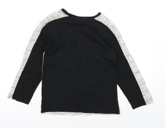 Urbn dept Boys Black Colourblock Basic T-Shirt Size 7 Years