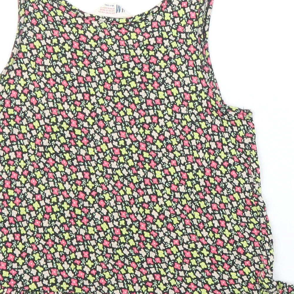 Brand and care label for H&M girls’ pink floral basic tank, size 9, years