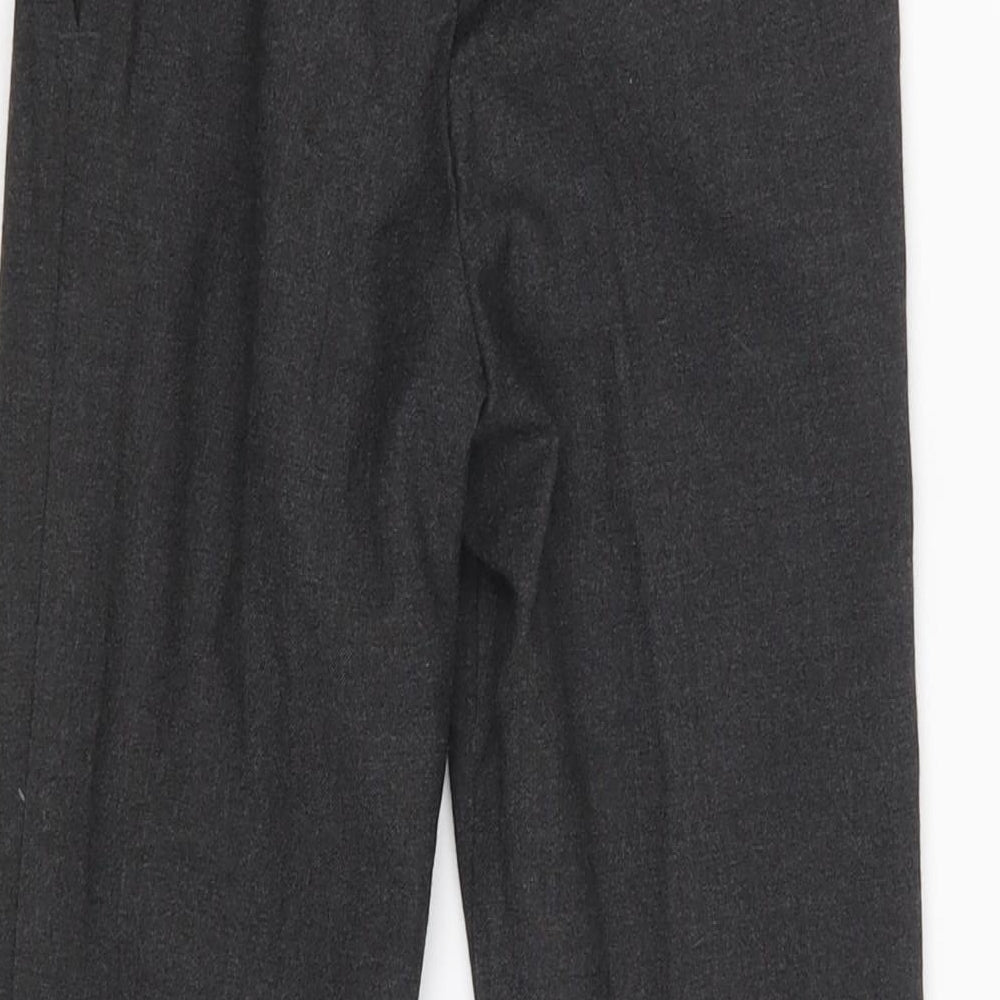 Brand and care label for TU boys’ grey chino trousers, size 6, years - schoolwear