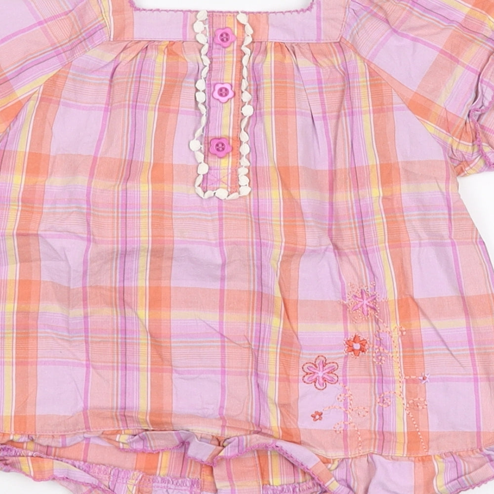 Brand and care label for Tu girls’ multicoloured plaid basic button-up, size 12-18, months