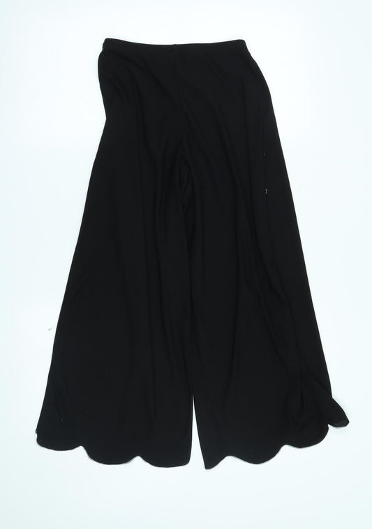 Womens UK Size 6 PRETTYLITTLETHING Regular Fit Capri Black Trousers