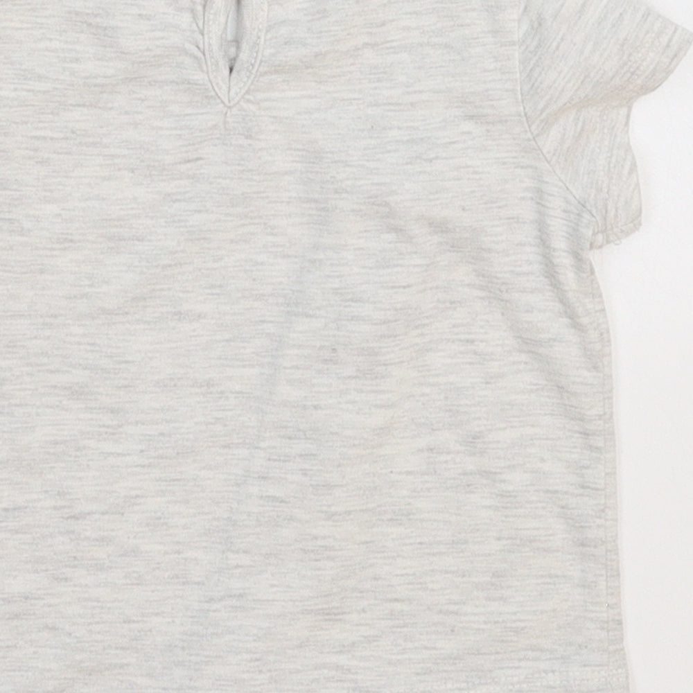 Brand and care label for 7 For All Mankind girls’ grey basic t-shirt, size 18-24, months