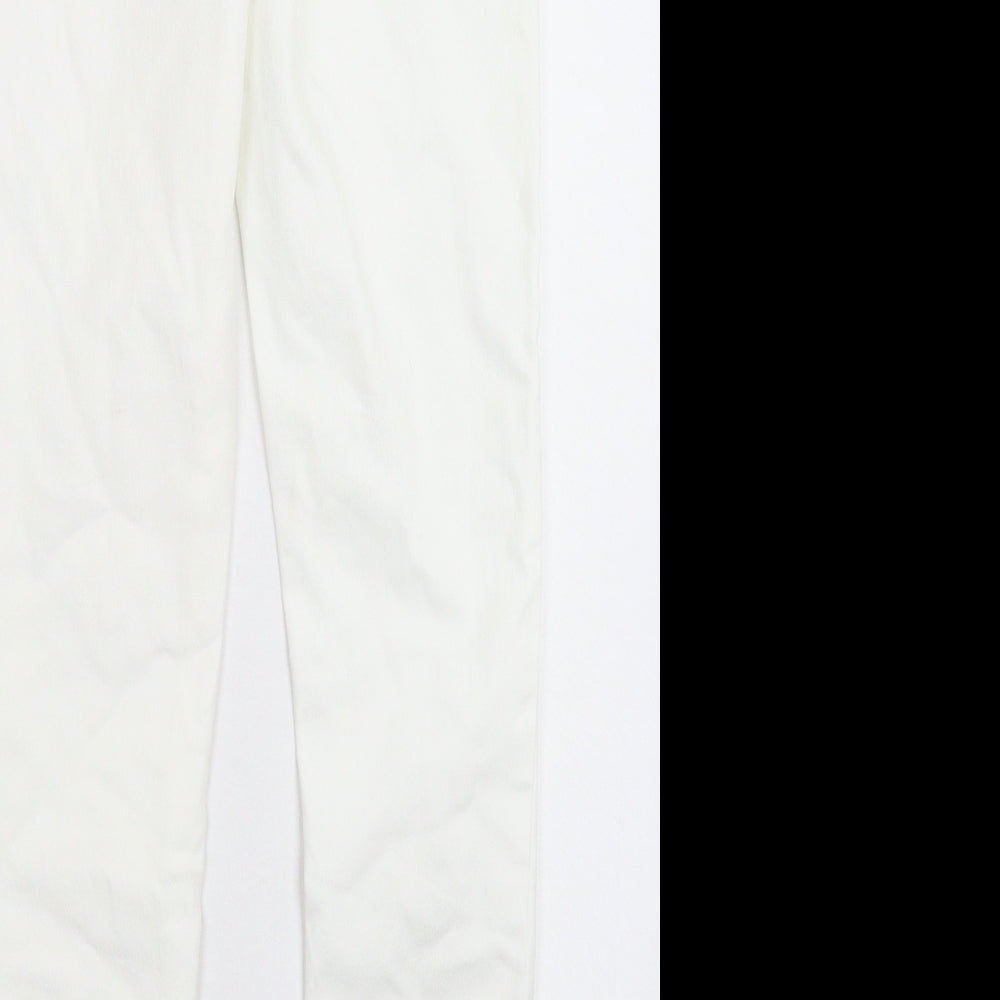 Brand and care label for Denim & Co. women’s white denim jegging jeans, size UK 6, 28-inch leg